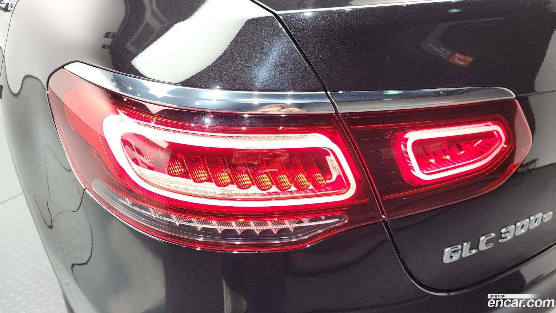 Main__Slider__Photo:GLC-Class Mercedes-Benz 2021.2-22