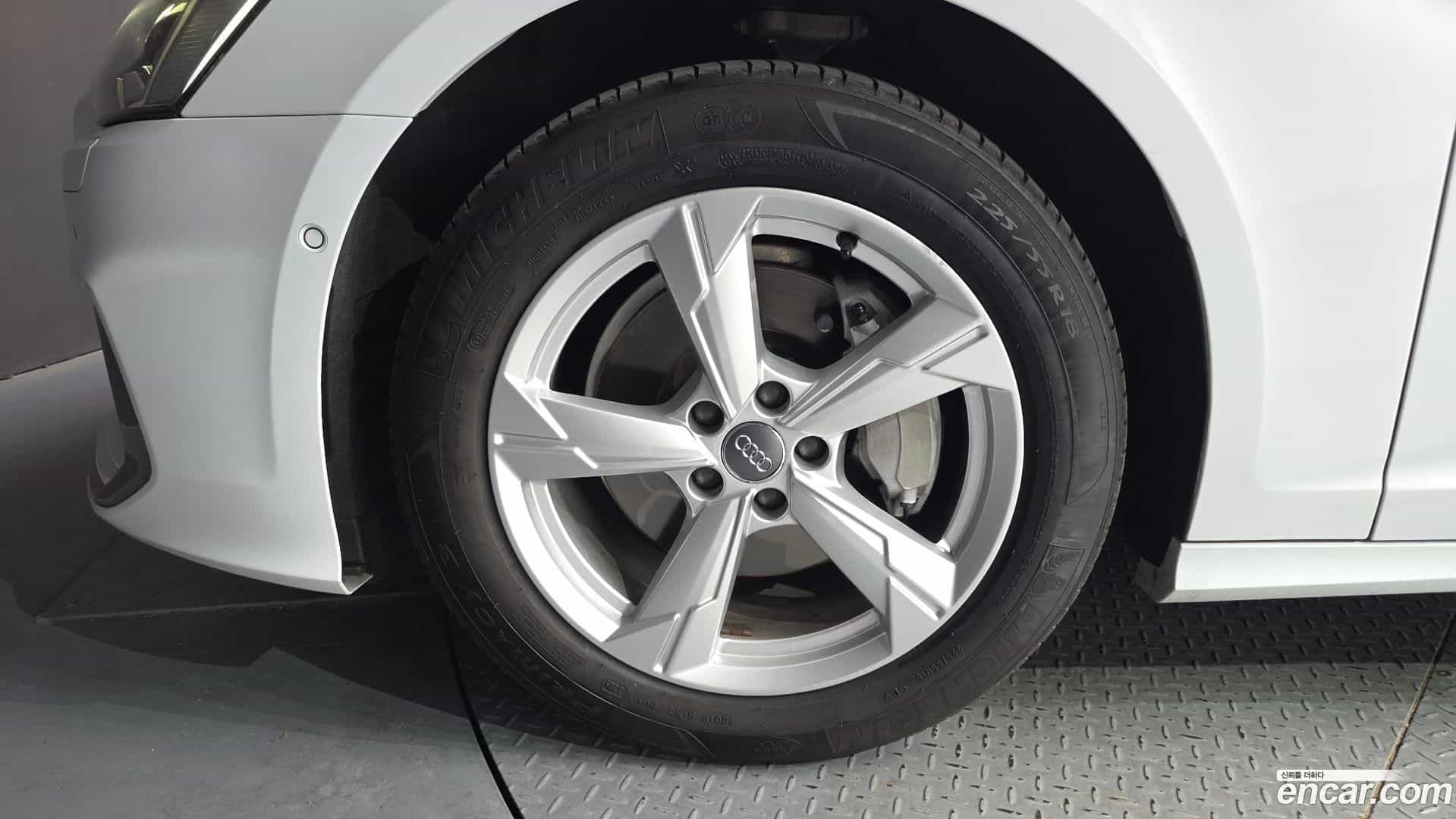 A6 Audi 2019.9-OUTER-005