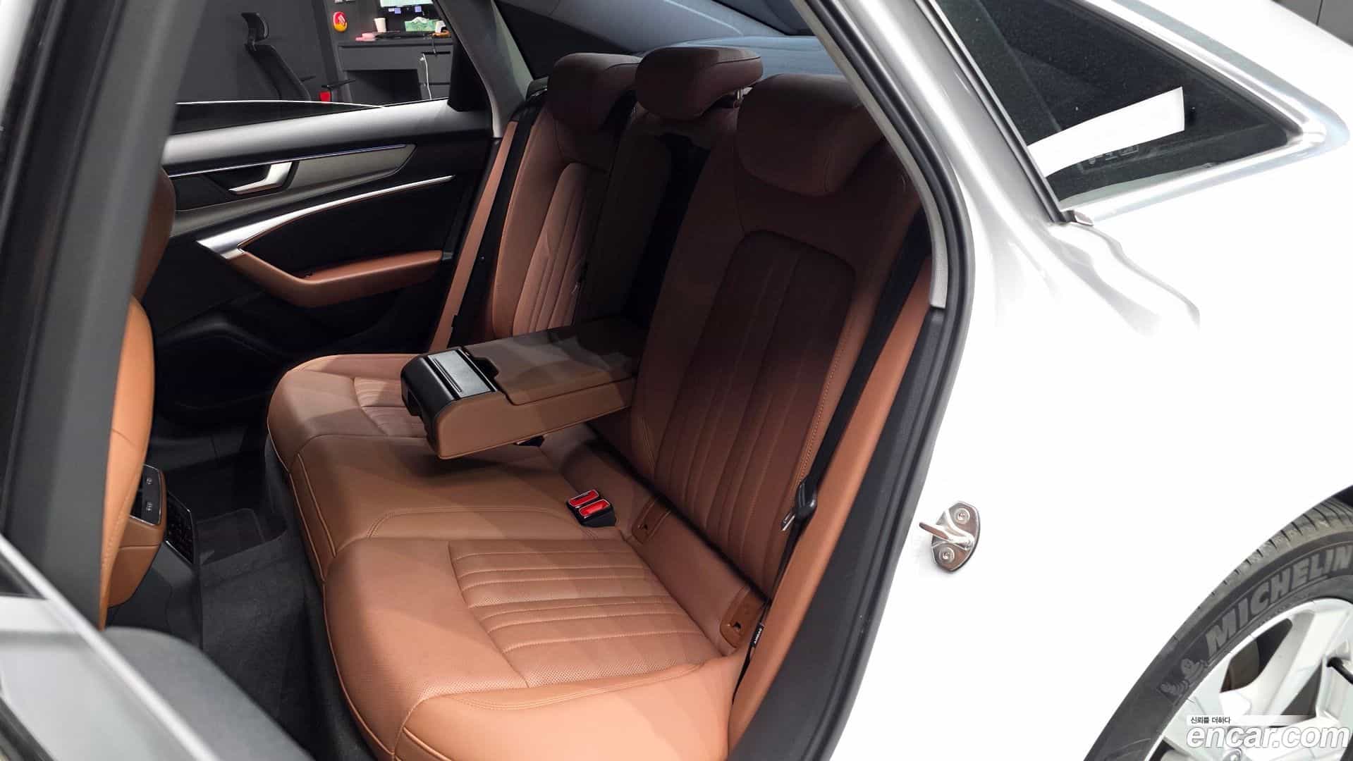 A6 Audi 2019.9-OPTION-016
