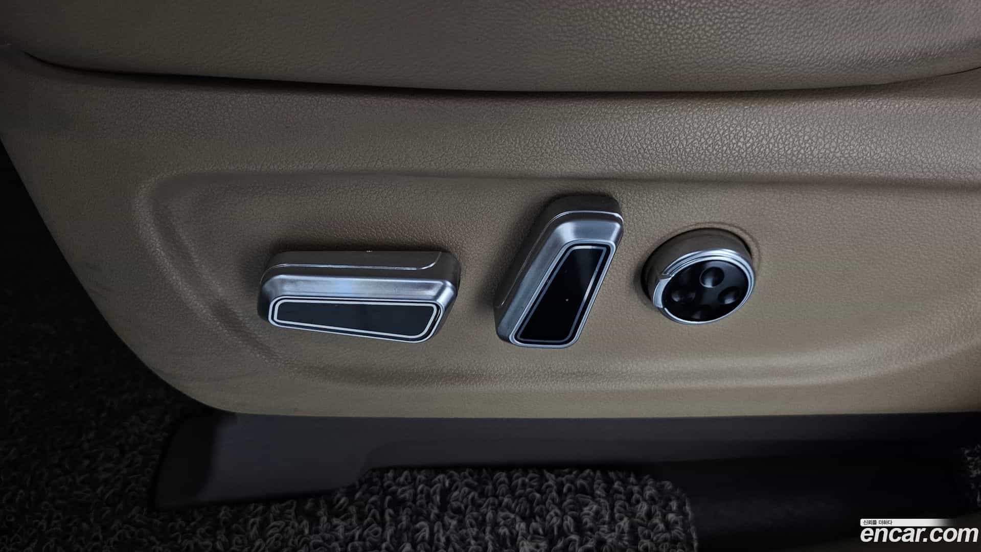 Canival Kia 2016.6-OPTION-045