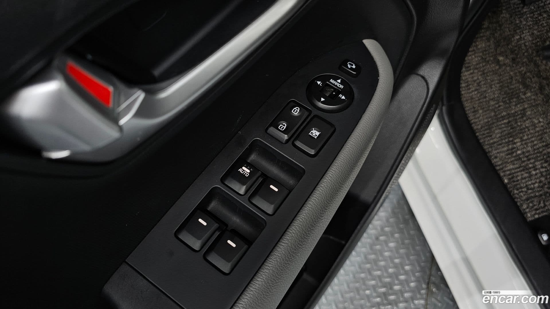 Main__Slider__Photo:RAY Kia 2020.2-16