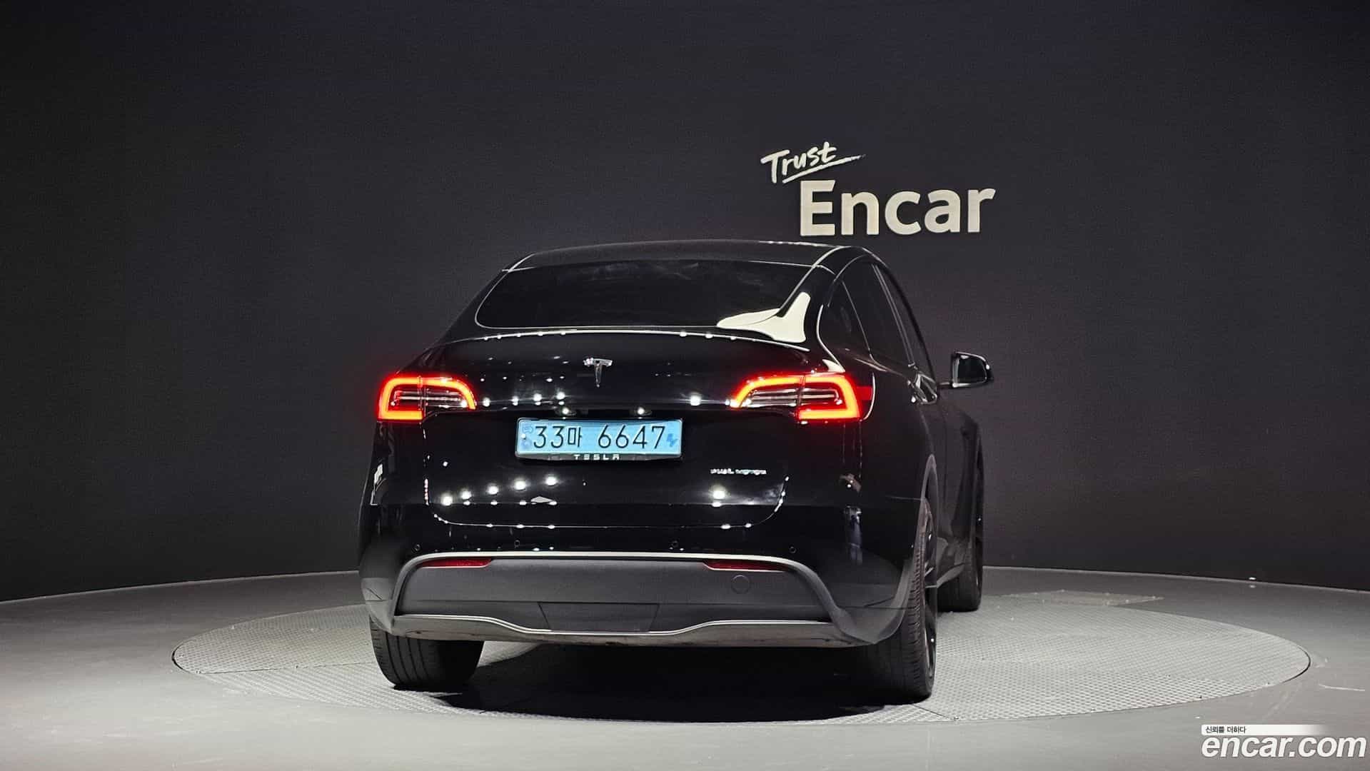 Model Y Tesla 2022.10-OUTER-004