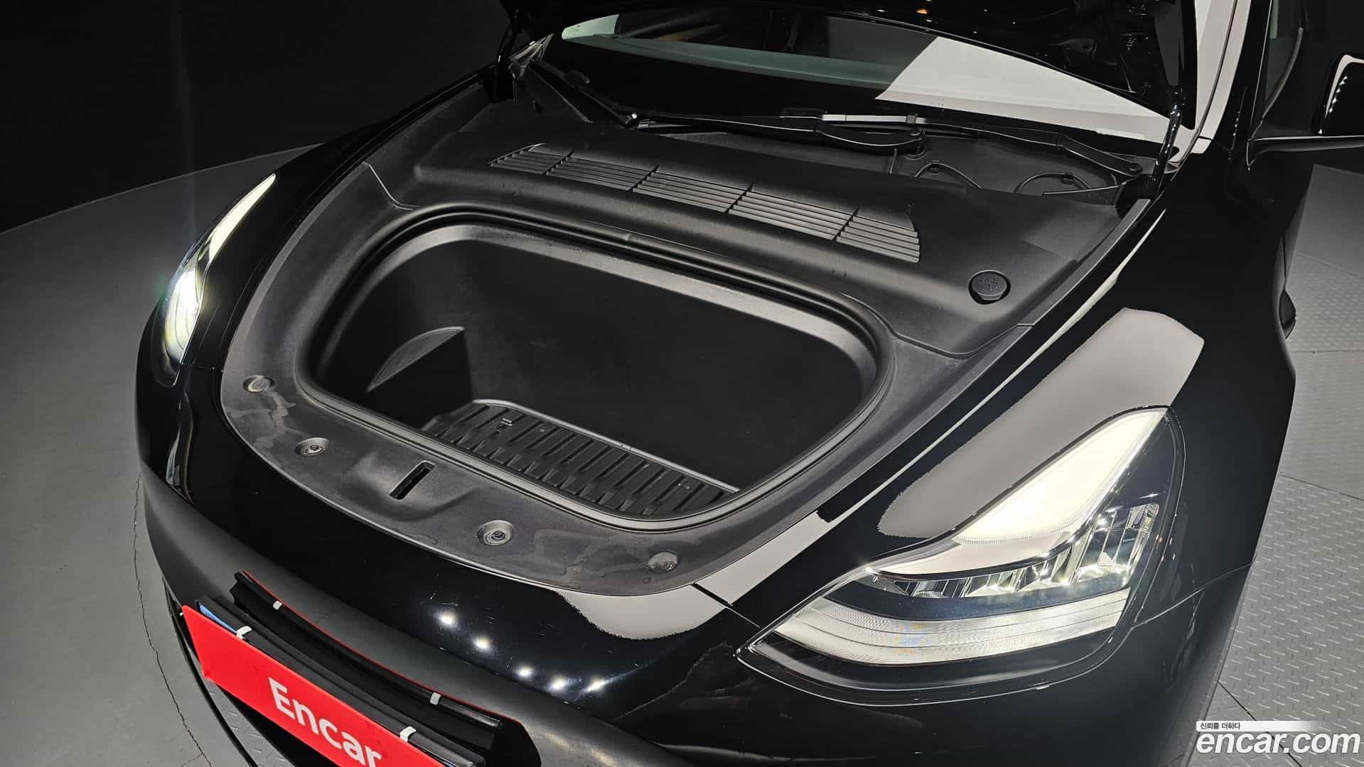 Model Y Tesla 2022.10-OUTER-006
