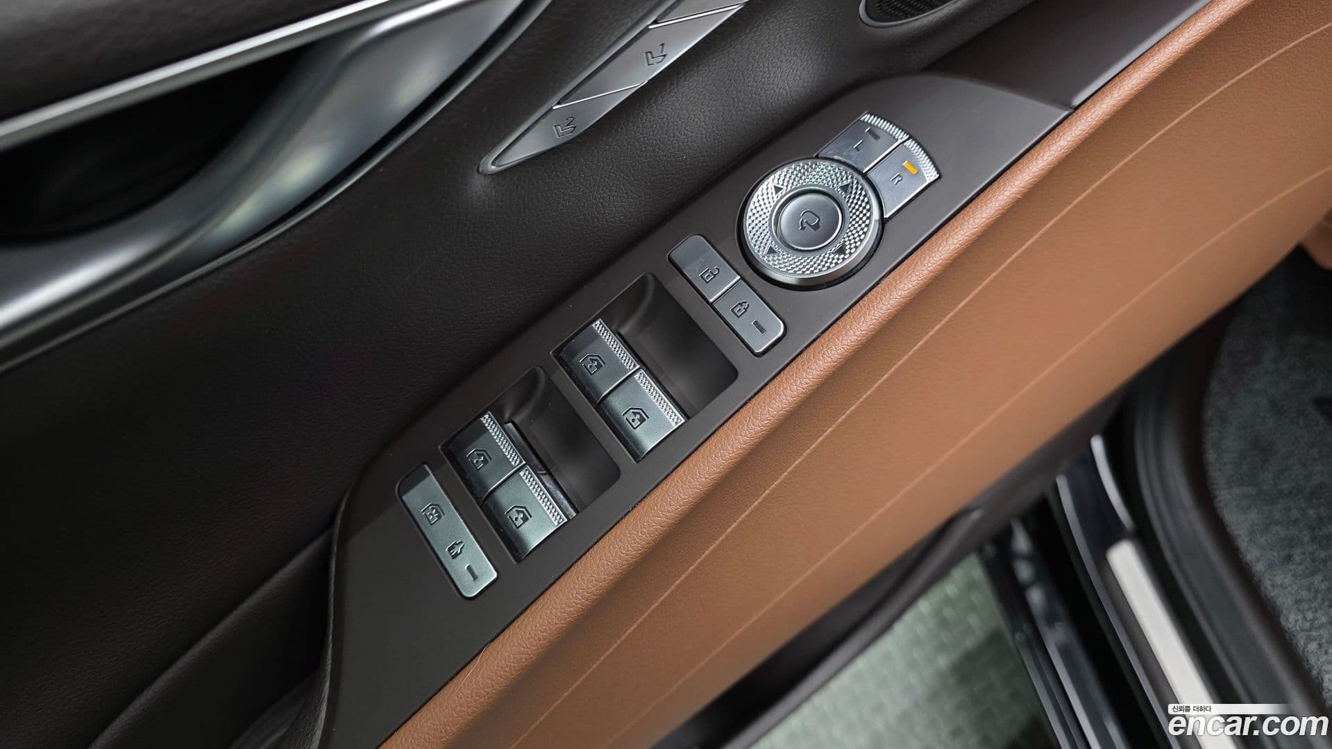 Main__Slider__Photo:G80 Genesis 2020.6-26
