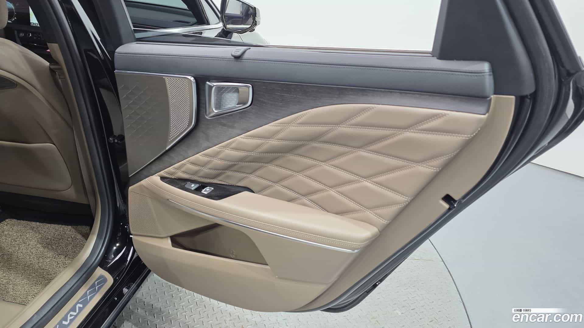 K8 Kia 2023.9-INNER-035