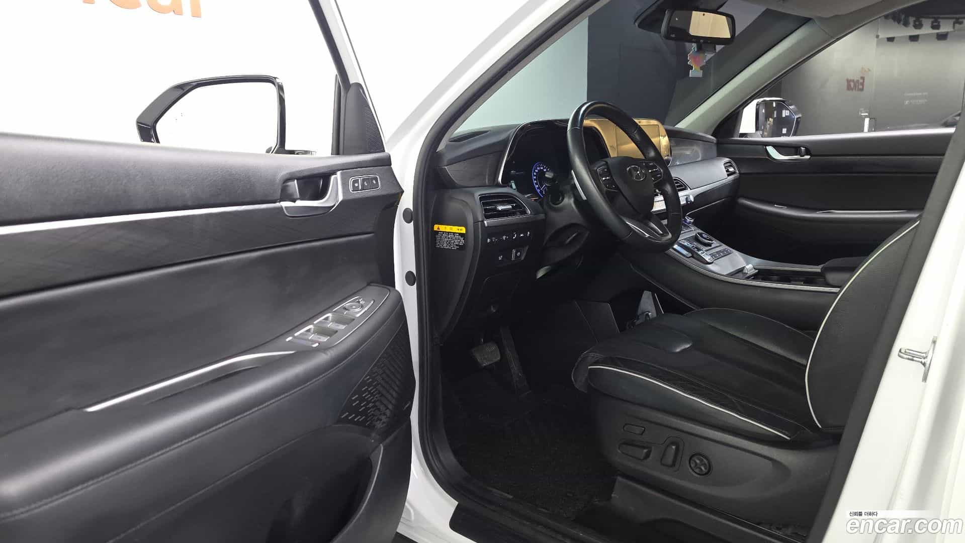 Palisade Hyundai 2019.2-INNER-010