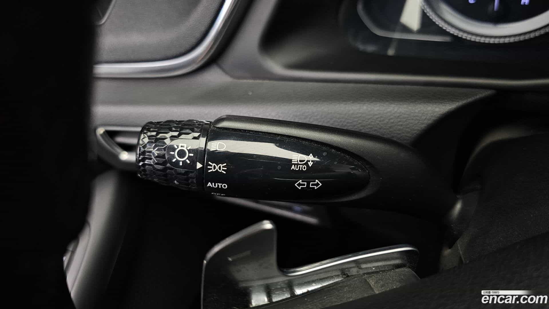 Sonata Hyundai 2019.6-OPTION-046