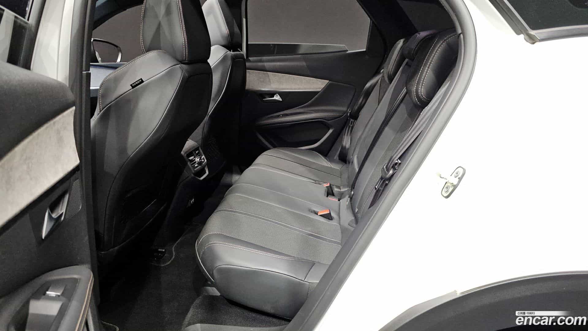 3008 Peugeot 2022.3-INNER-036
