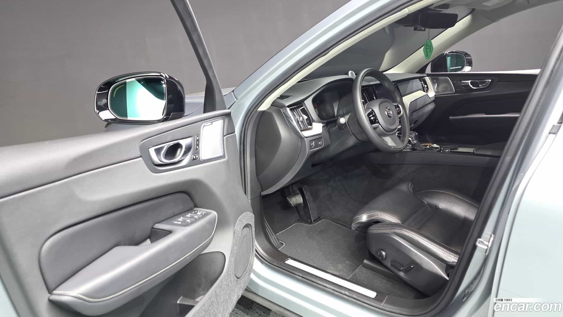 XC60 Volvo 2019.4-INNER-010
