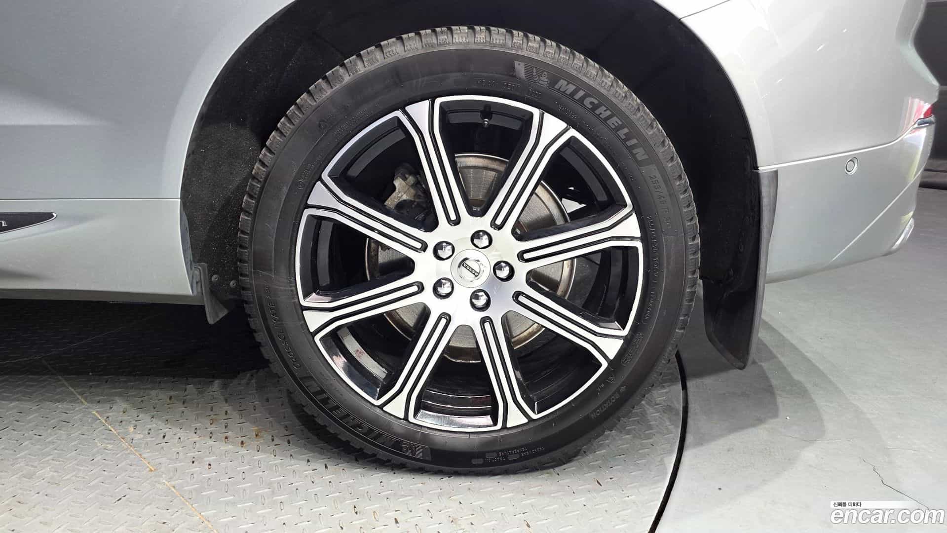 XC60 Volvo 2019.4-OUTER-031