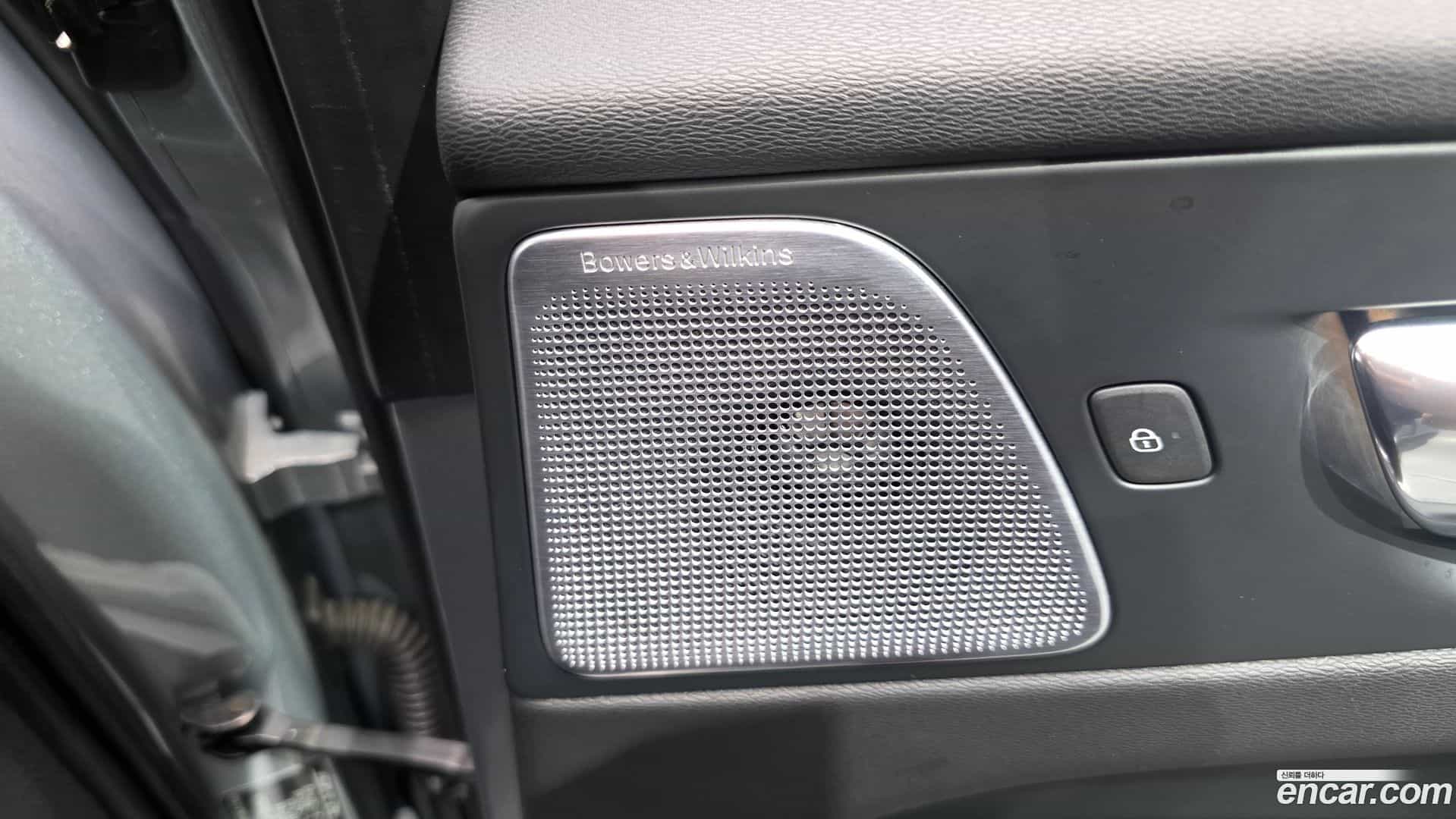 XC60 Volvo 2019.4-OPTION-040