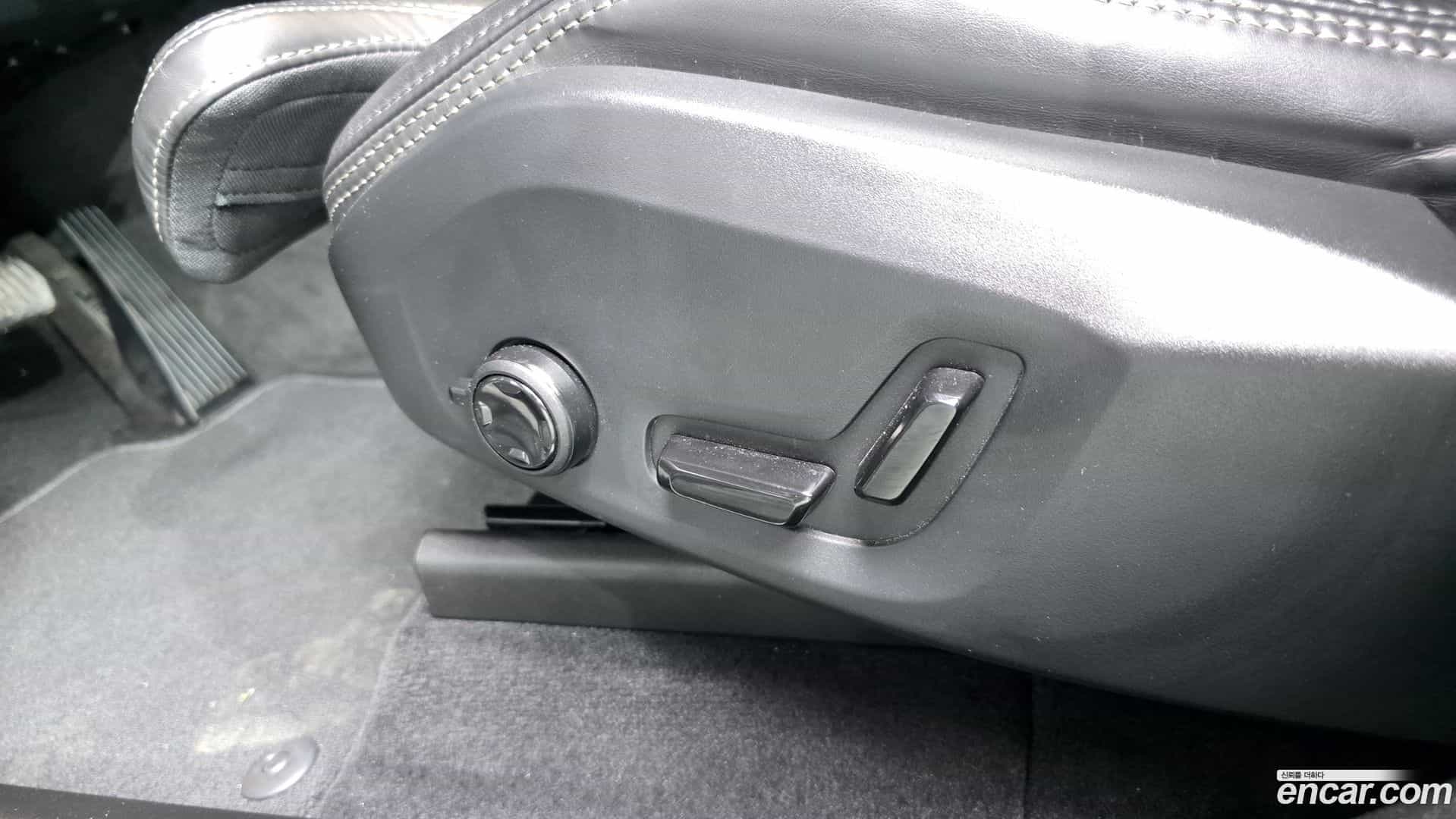 XC60 Volvo 2019.4-OPTION-044