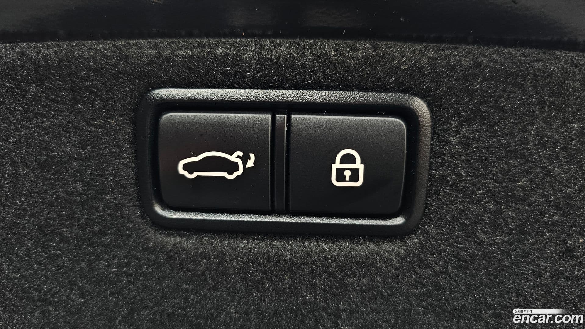 Main__Slider__Photo:Genesis Hyundai 2015.8-15