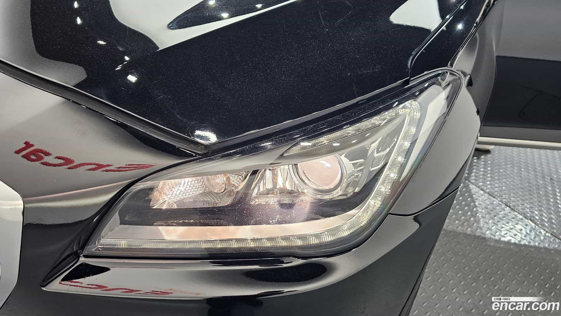 Genesis Hyundai 2015.8-OUTER-032