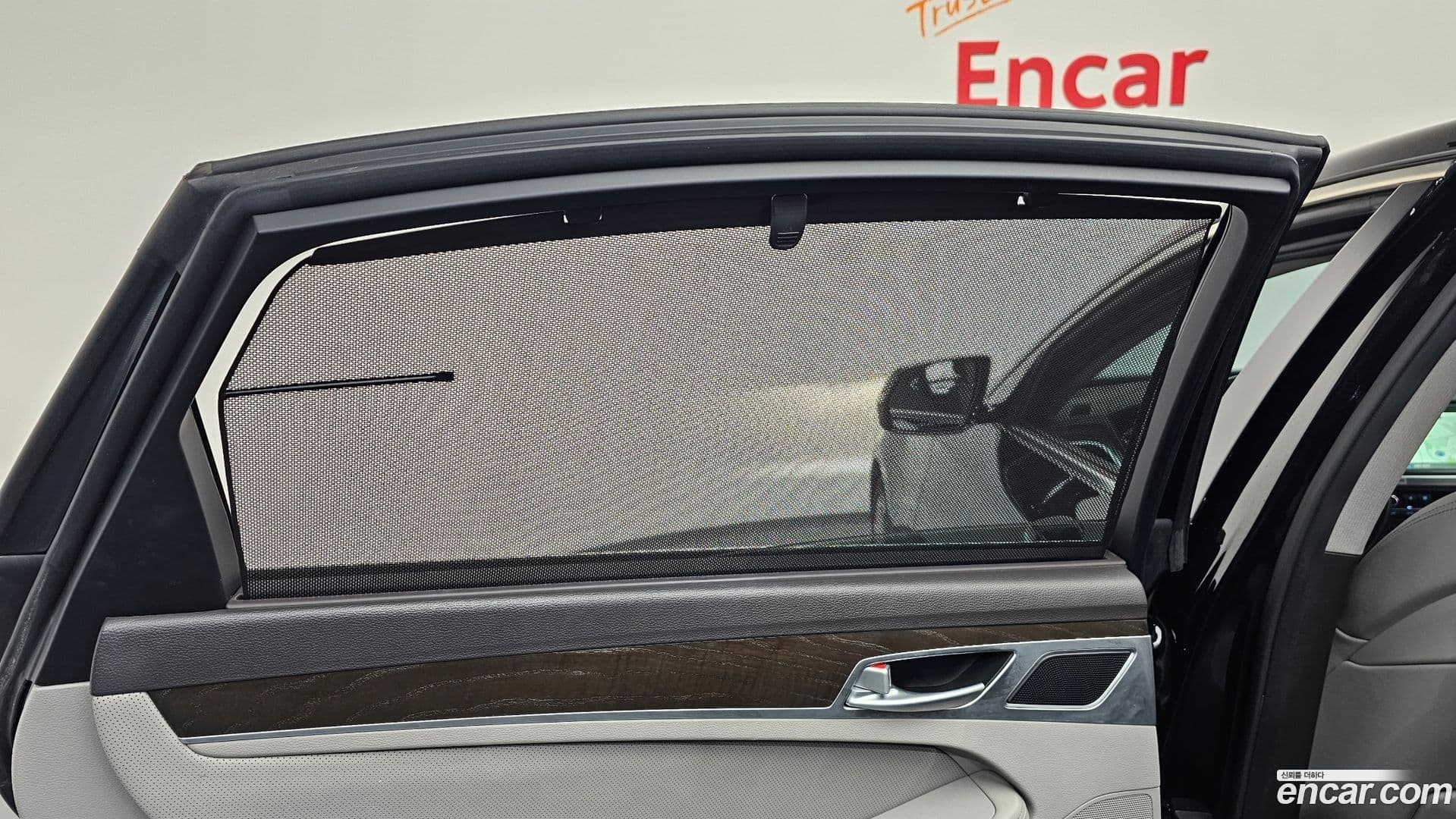 Main__Slider__Photo:Genesis Hyundai 2015.8-27