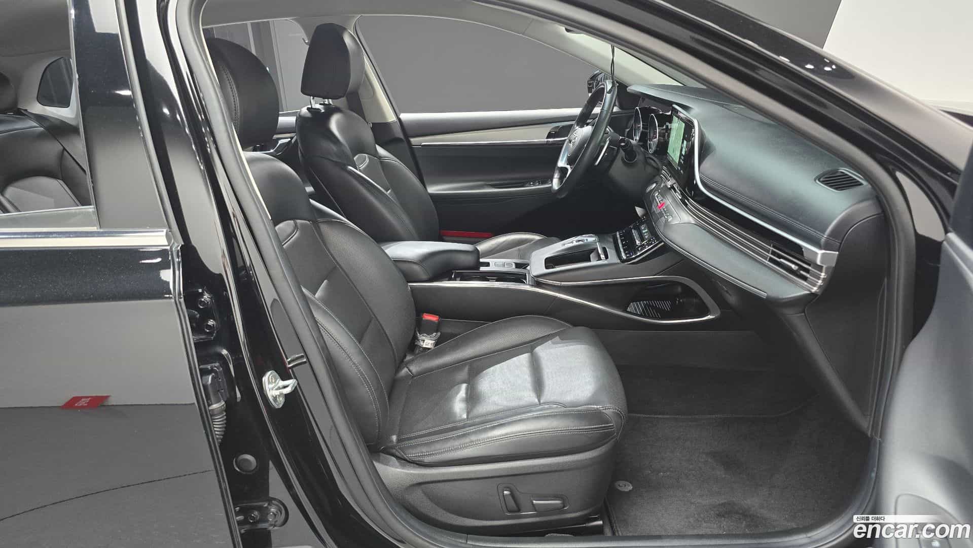 Grandeur Hyundai 2021.2-OPTION-015