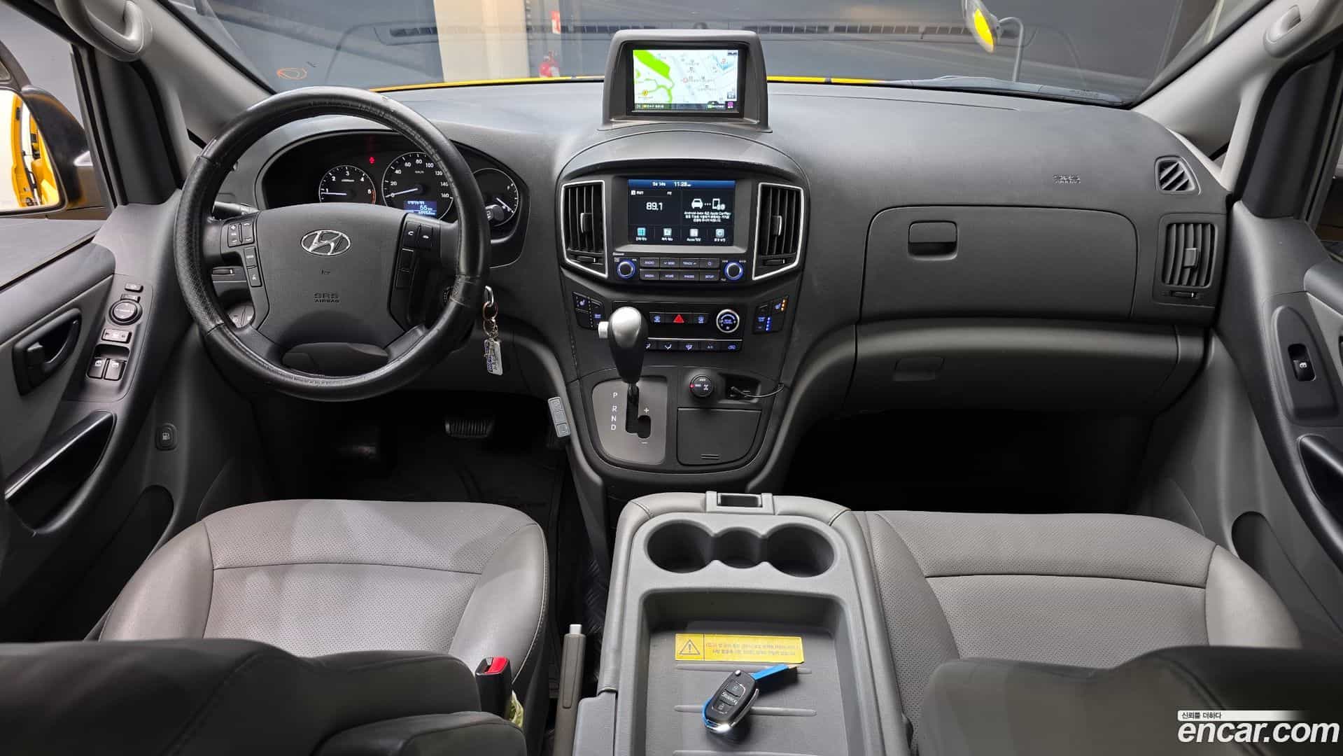 Starex Hyundai 2020.10-INNER-007