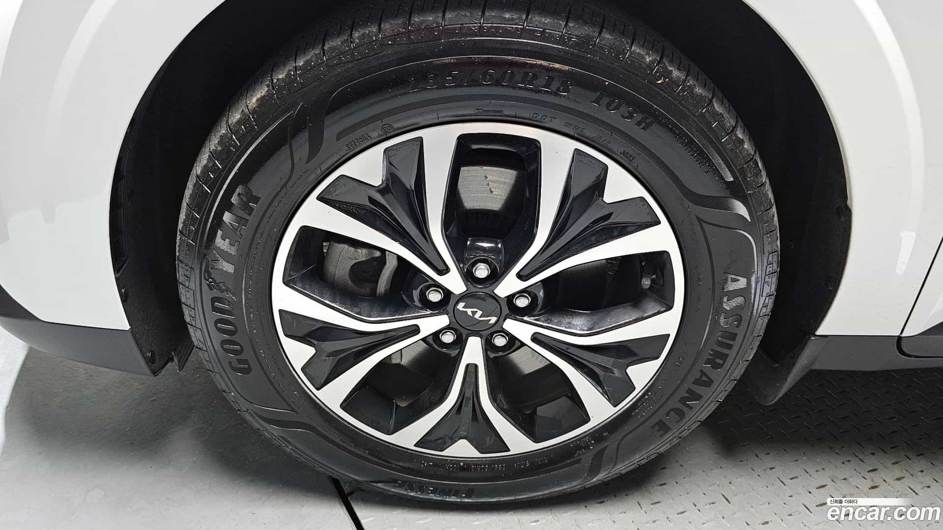 Canival Kia 2023.10-OUTER-005