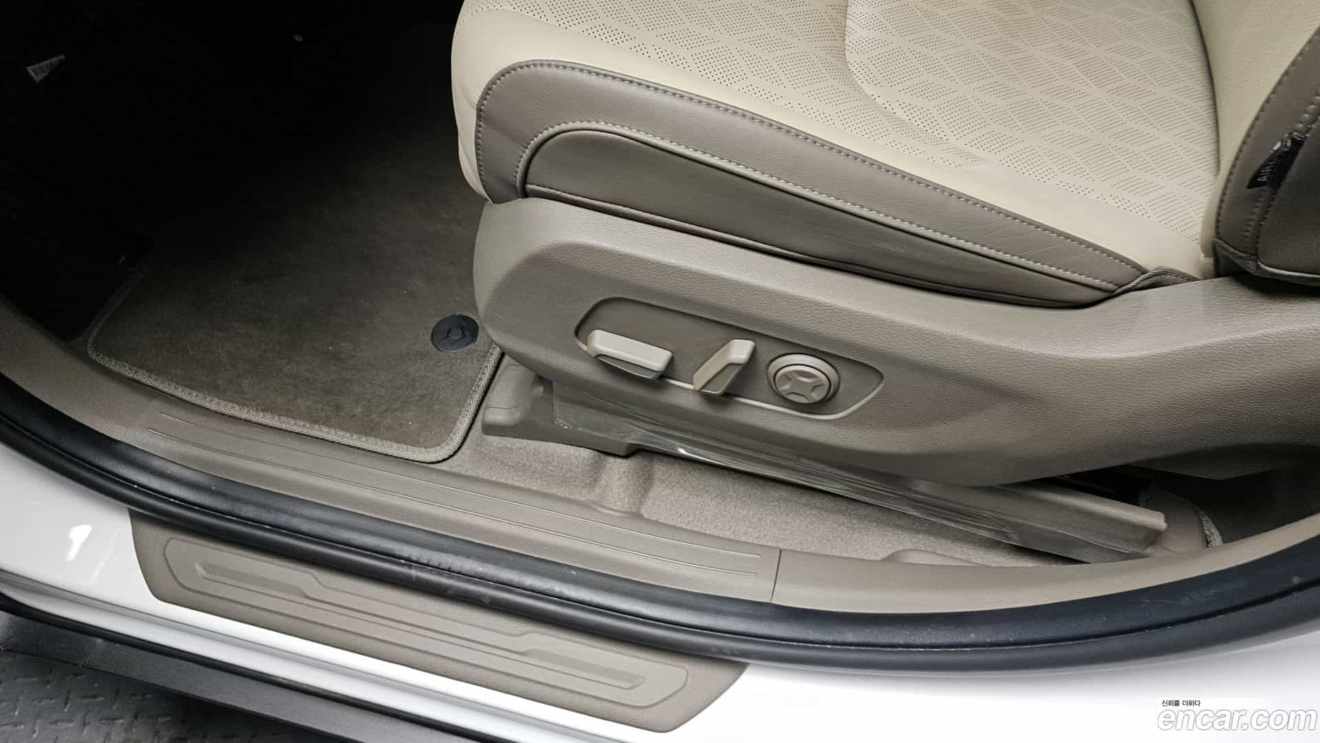 Canival Kia 2023.10-OPTION-044