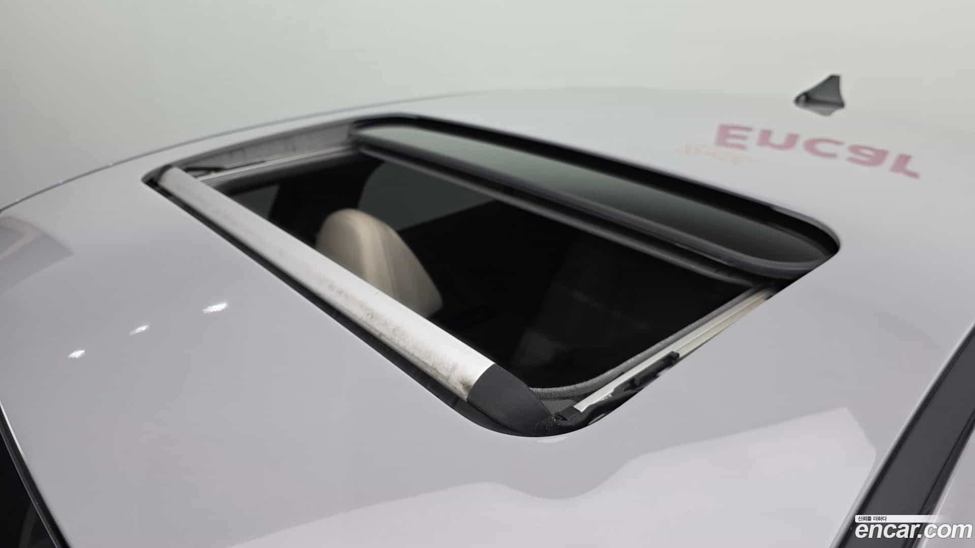 AVANTE Hyundai 2023.7-OPTION-015
