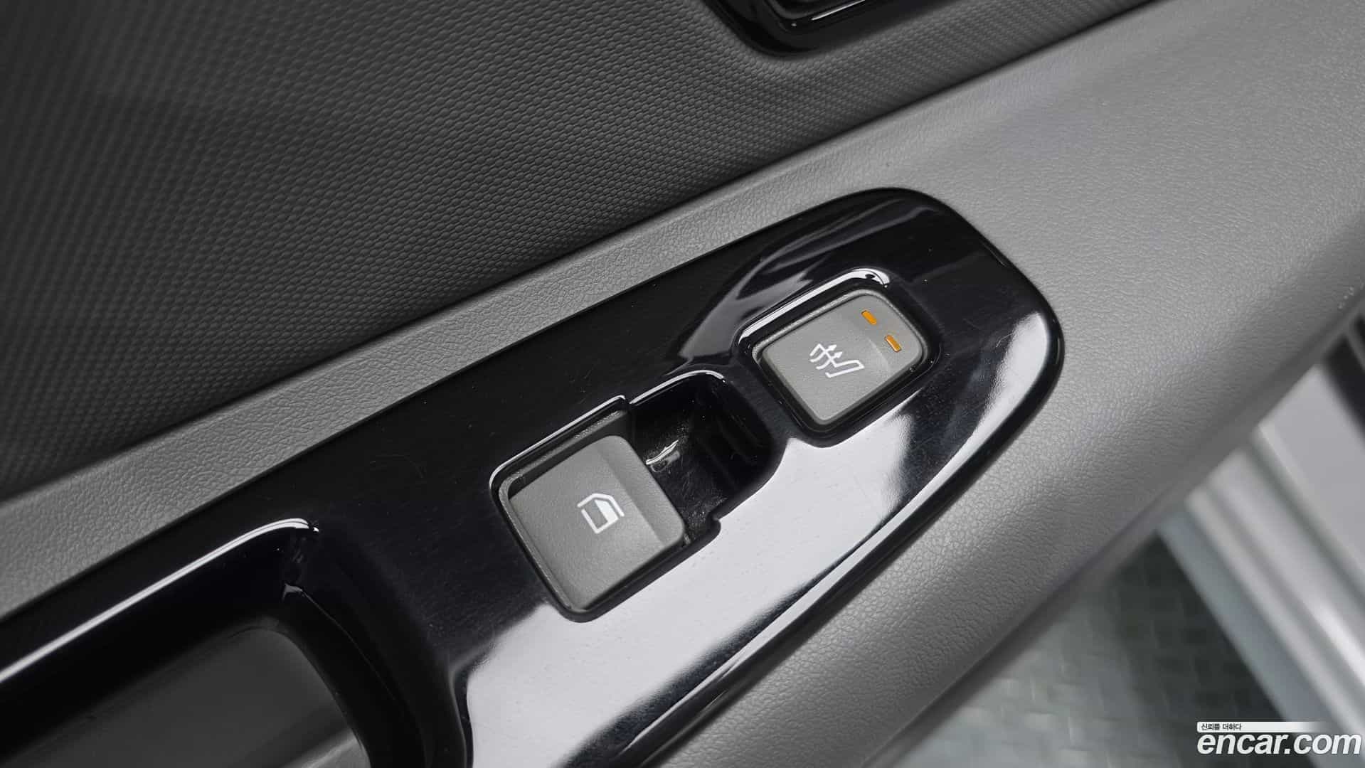 AVANTE Hyundai 2023.7-OPTION-042
