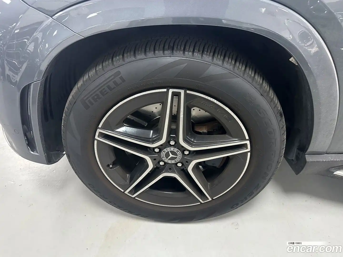 GLE-Class Mercedes-Benz 2020.8-OUTER-005