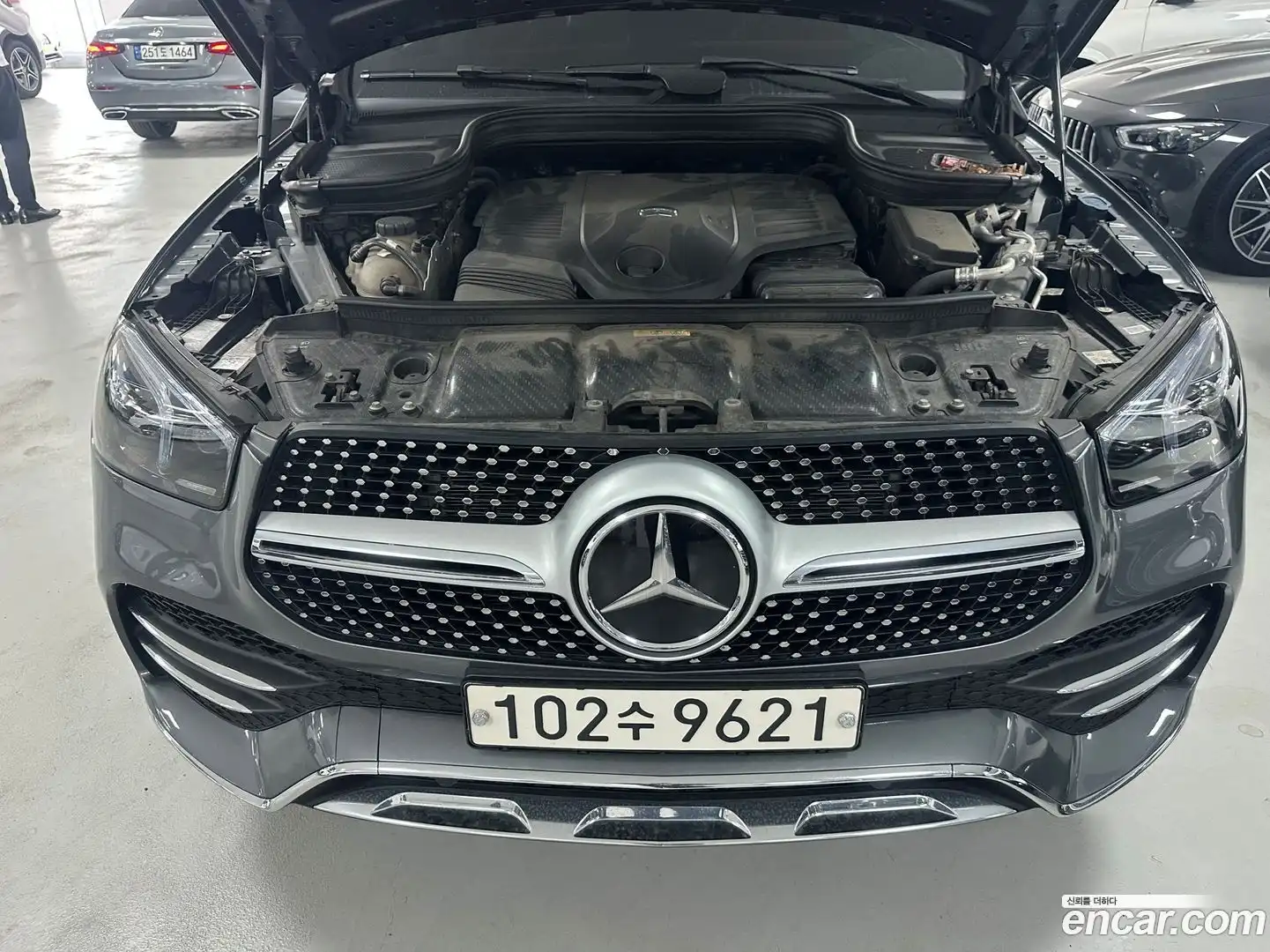 GLE-Class Mercedes-Benz 2020.8-OUTER-006