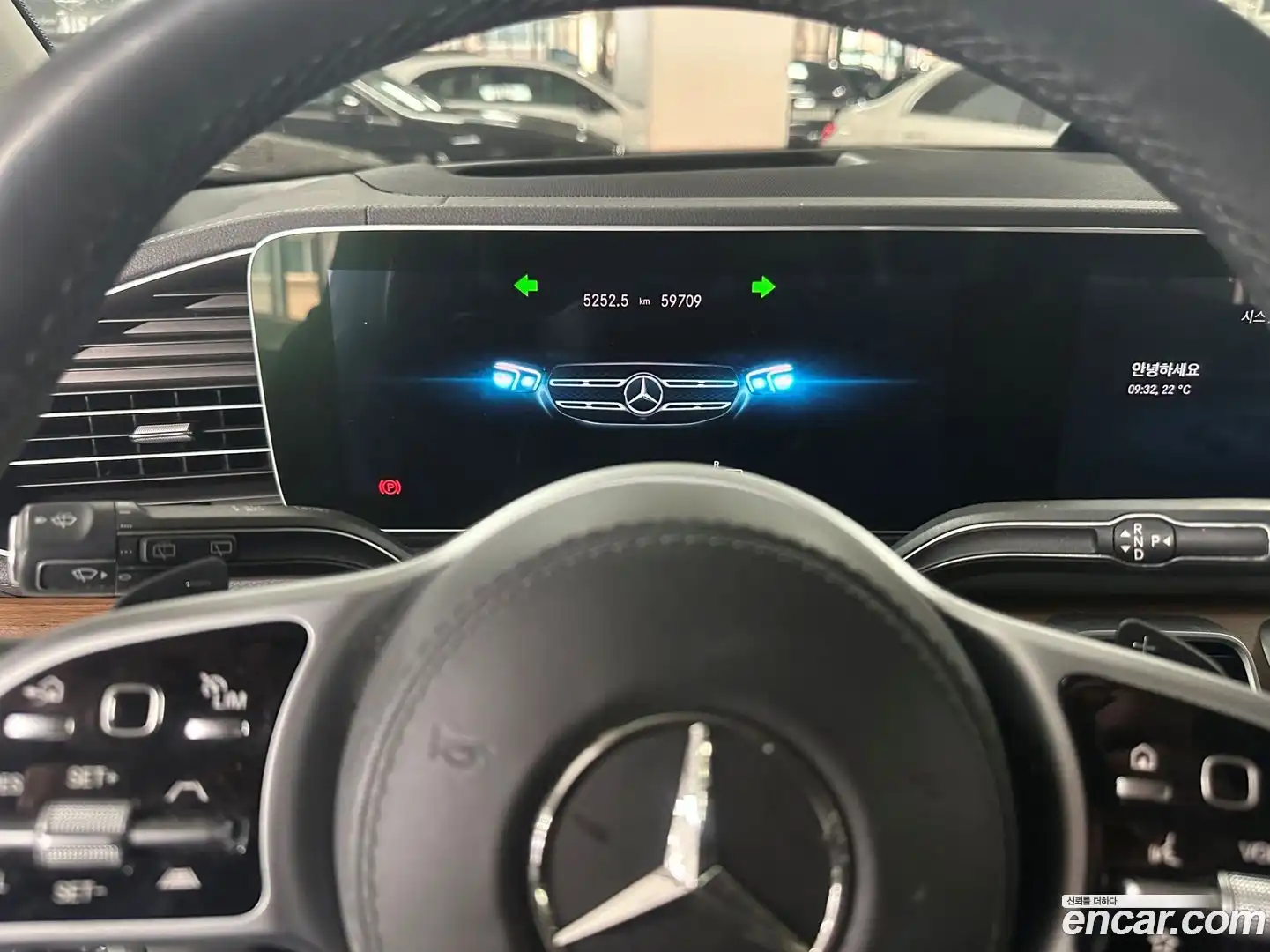 GLE-Class Mercedes-Benz 2020.8-INNER-008