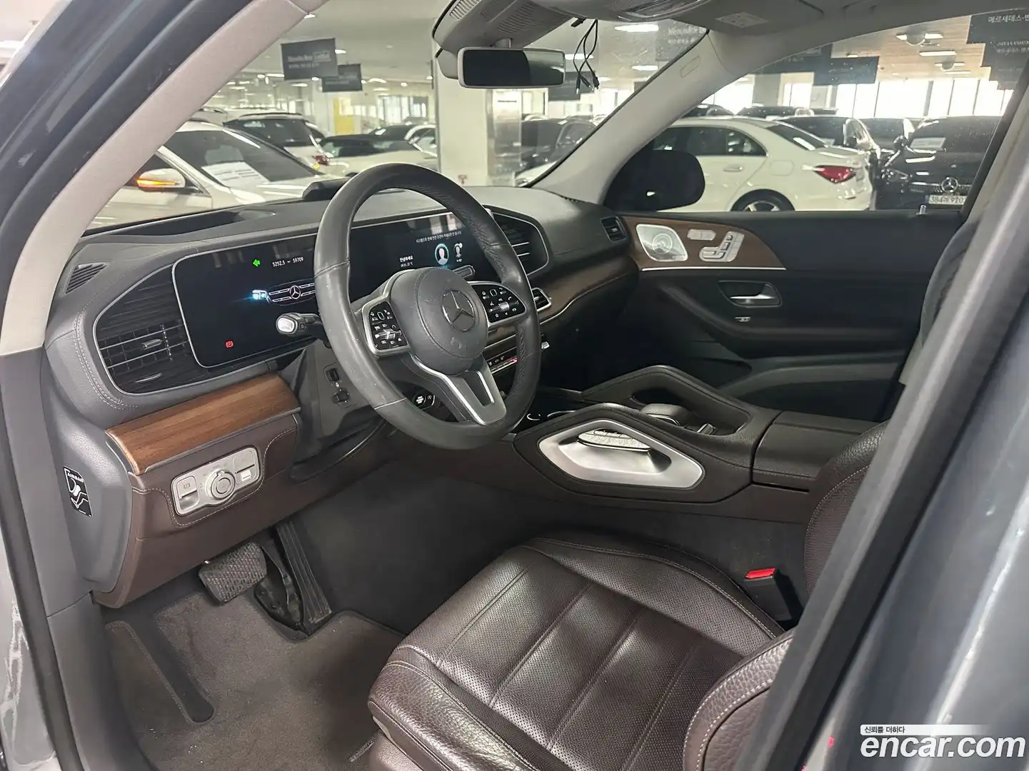 GLE-Class Mercedes-Benz 2020.8-OPTION-018