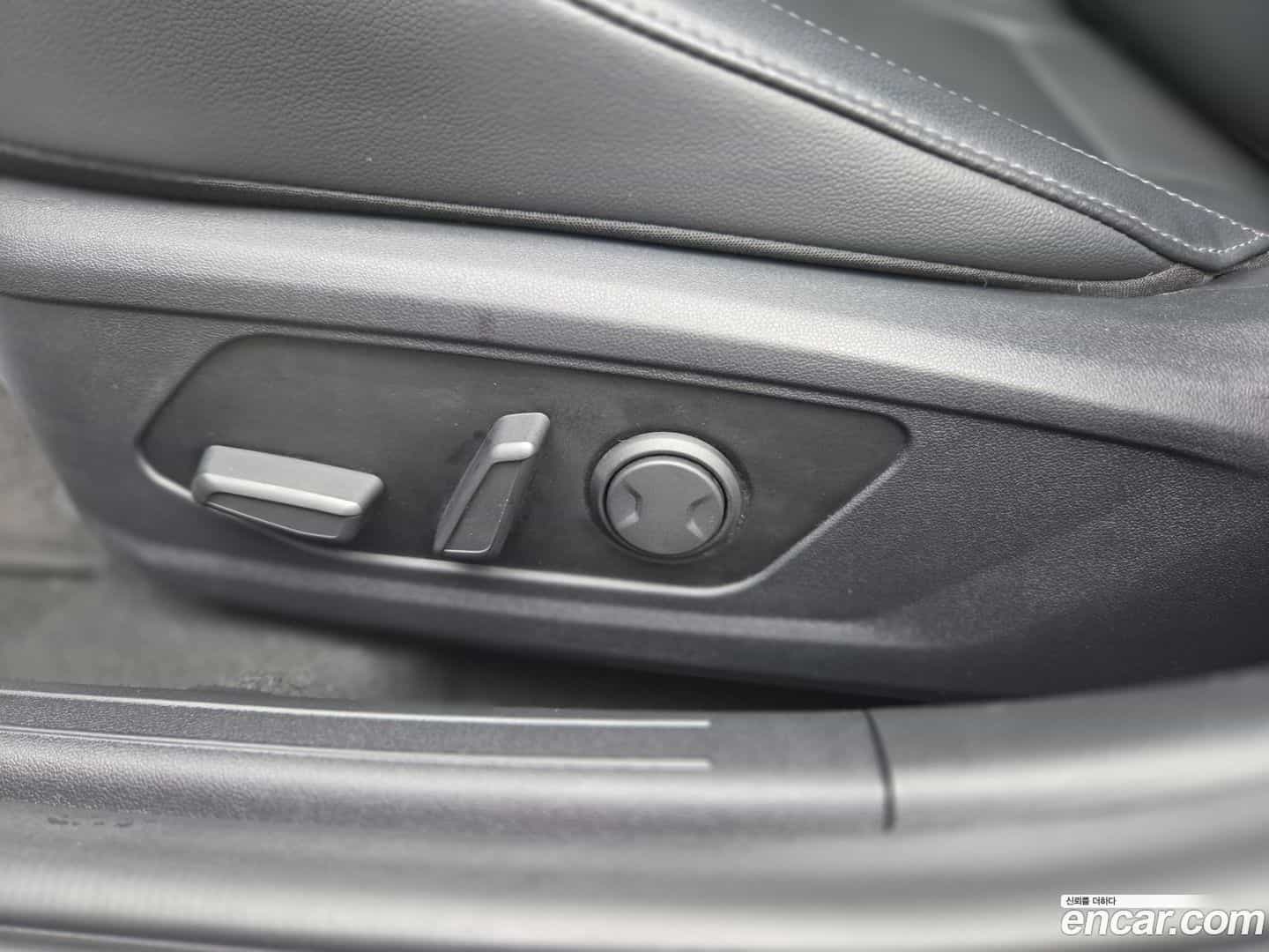 AVANTE Hyundai 2022.6-OPTION-015