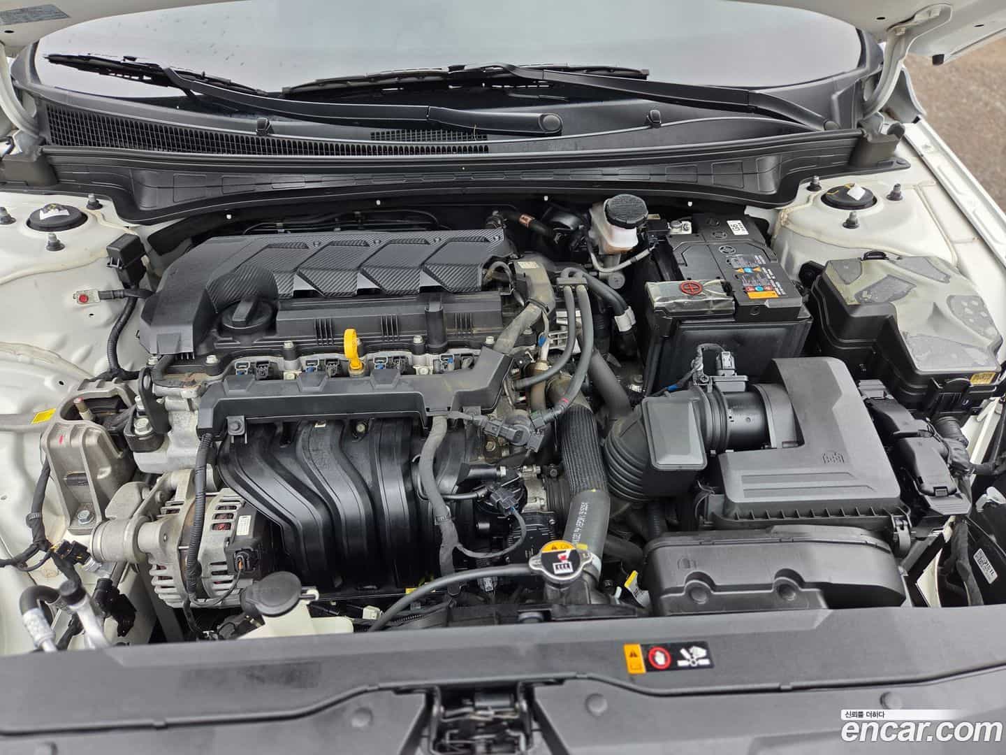 AVANTE Hyundai 2022.6-OPTION-023