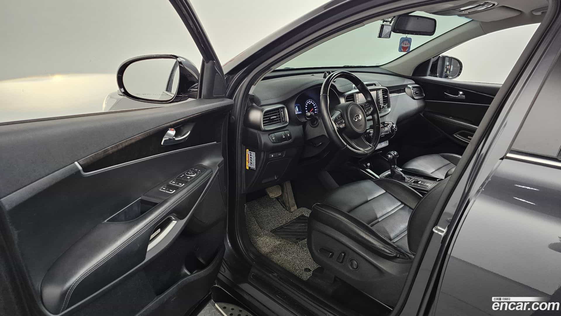 Sorento Kia 2015.8-INNER-010