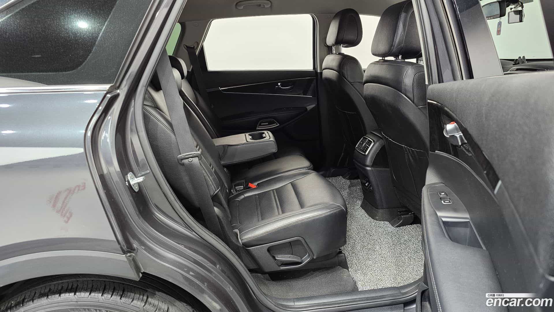 Sorento Kia 2015.8-OPTION-015