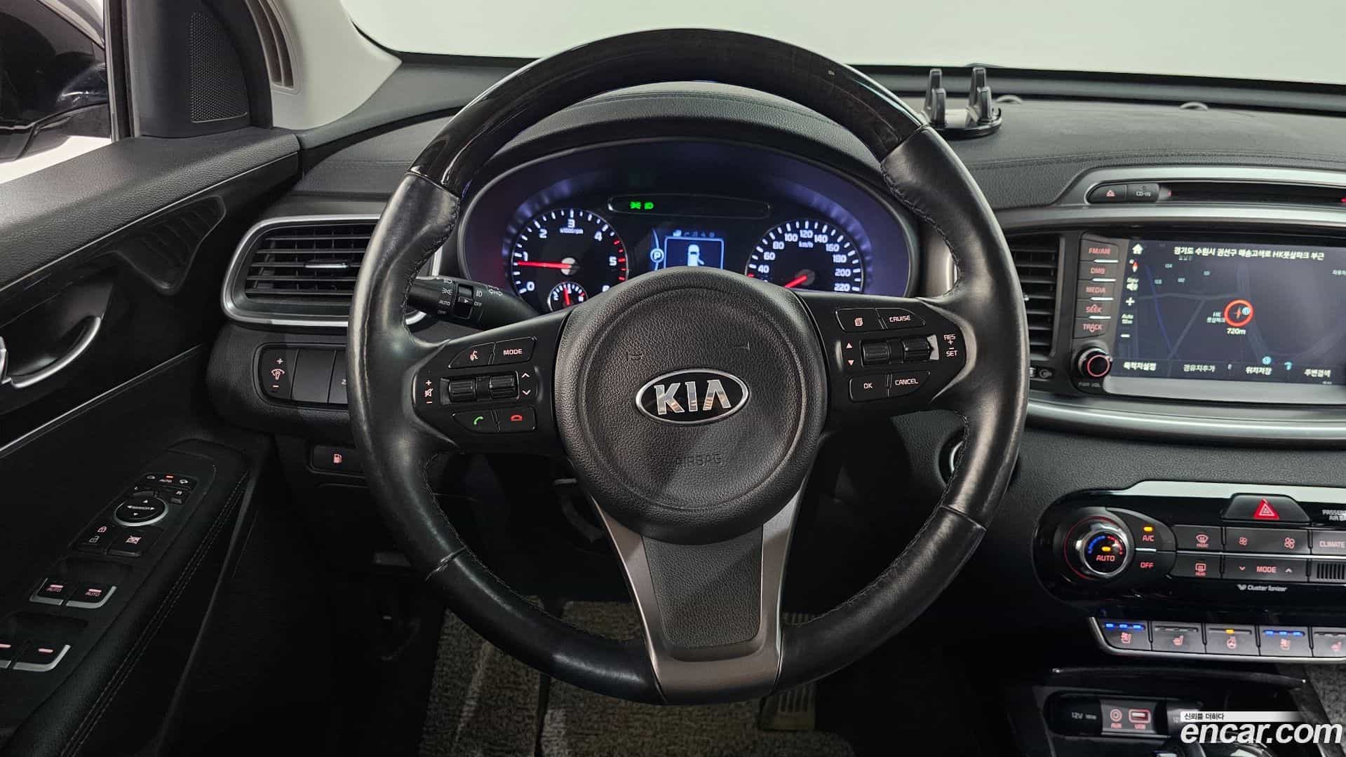 Sorento Kia 2015.8-OPTION-016