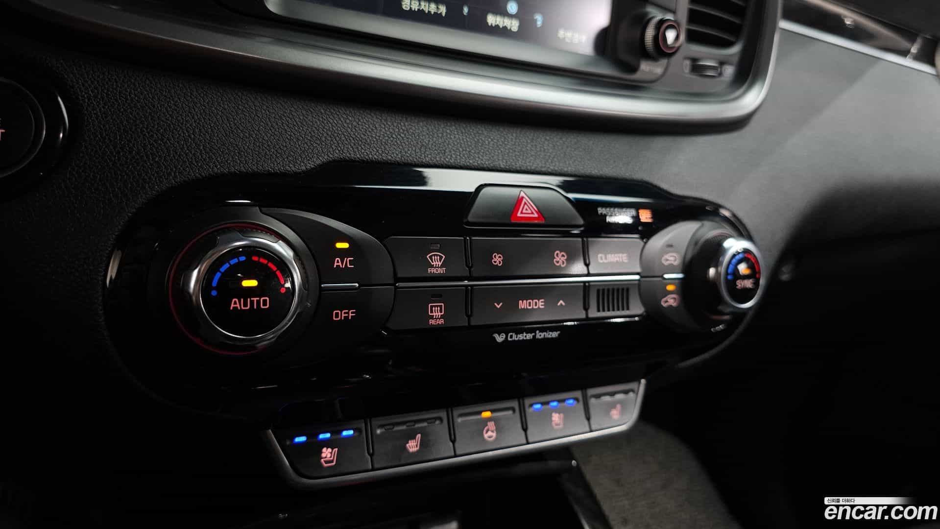 Sorento Kia 2015.8-OPTION-020