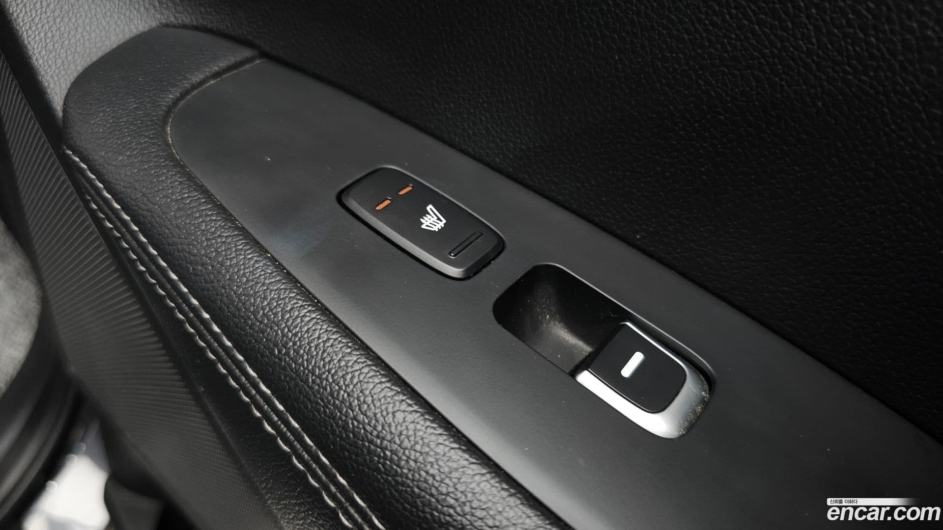 Main__Slider__Photo:Sorento Kia 2015.8-18