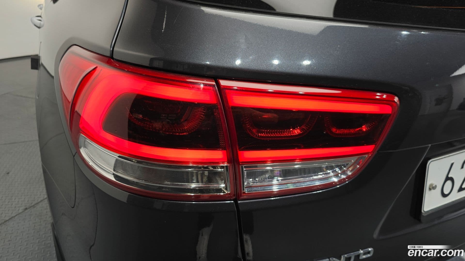 Main__Slider__Photo:Sorento Kia 2015.8-22