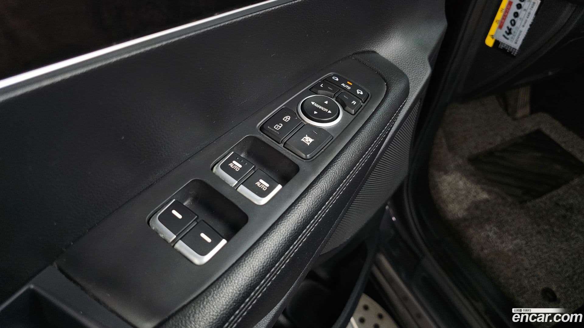 Main__Slider__Photo:Sorento Kia 2015.8-29