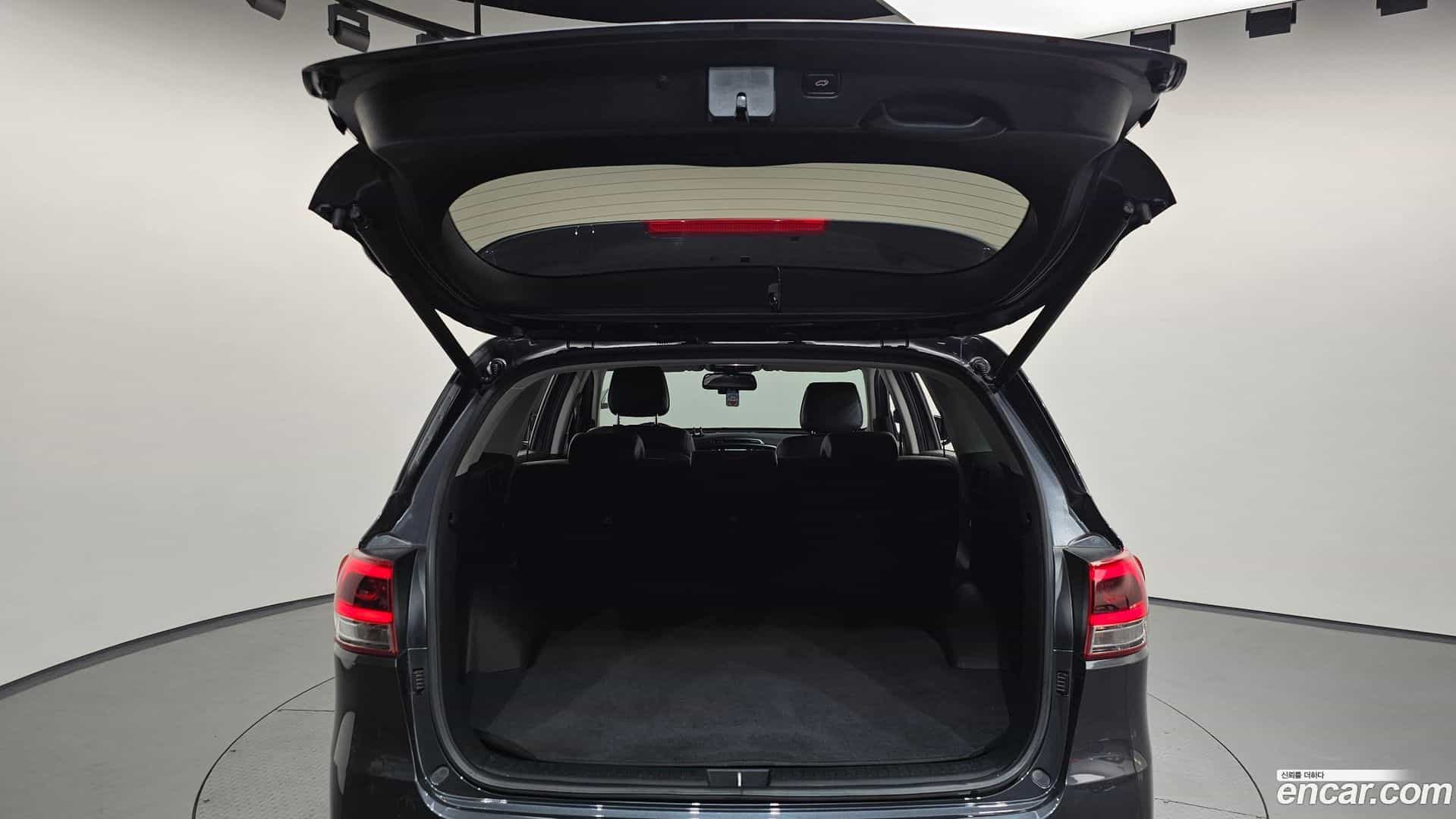 Sorento Kia 2015.8-OPTION-045