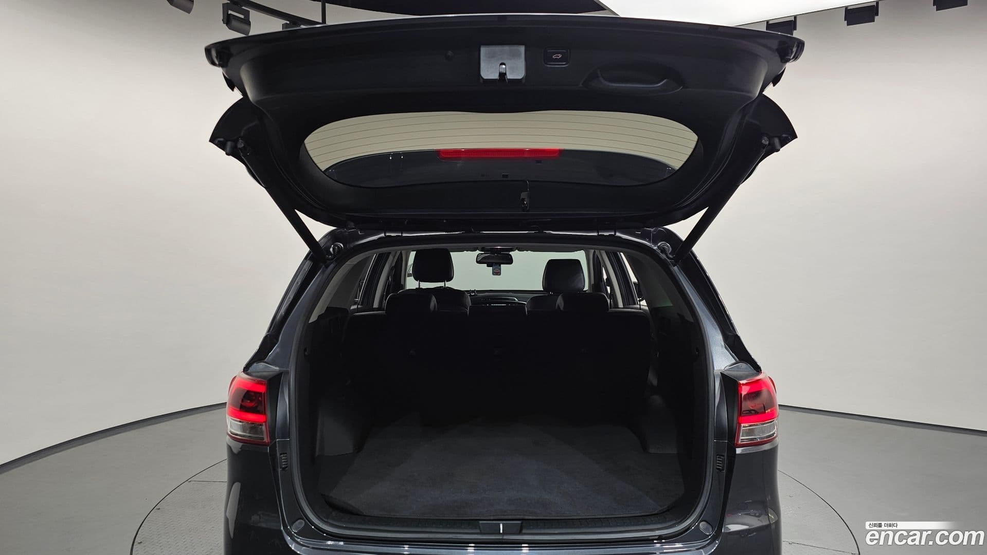 Main__Slider__Photo:Sorento Kia 2015.8-31