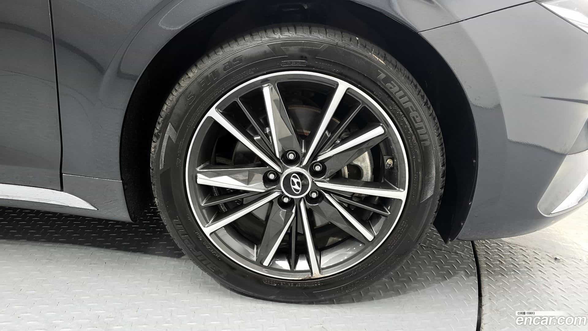Grandeur Hyundai 2021.6-OUTER-031