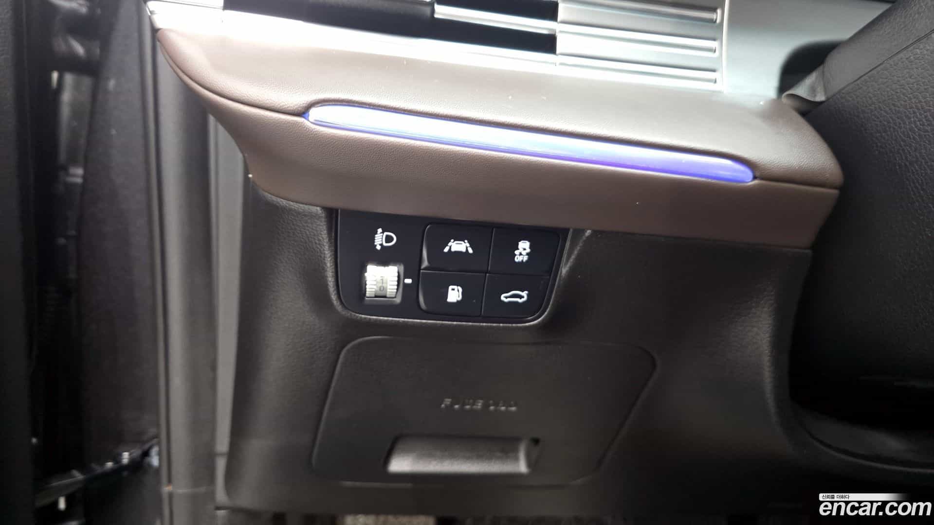 Grandeur Hyundai 2021.6-OPTION-041