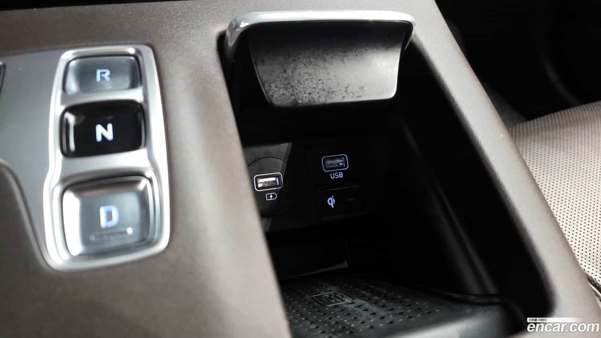 Grandeur Hyundai 2021.6-OPTION-044