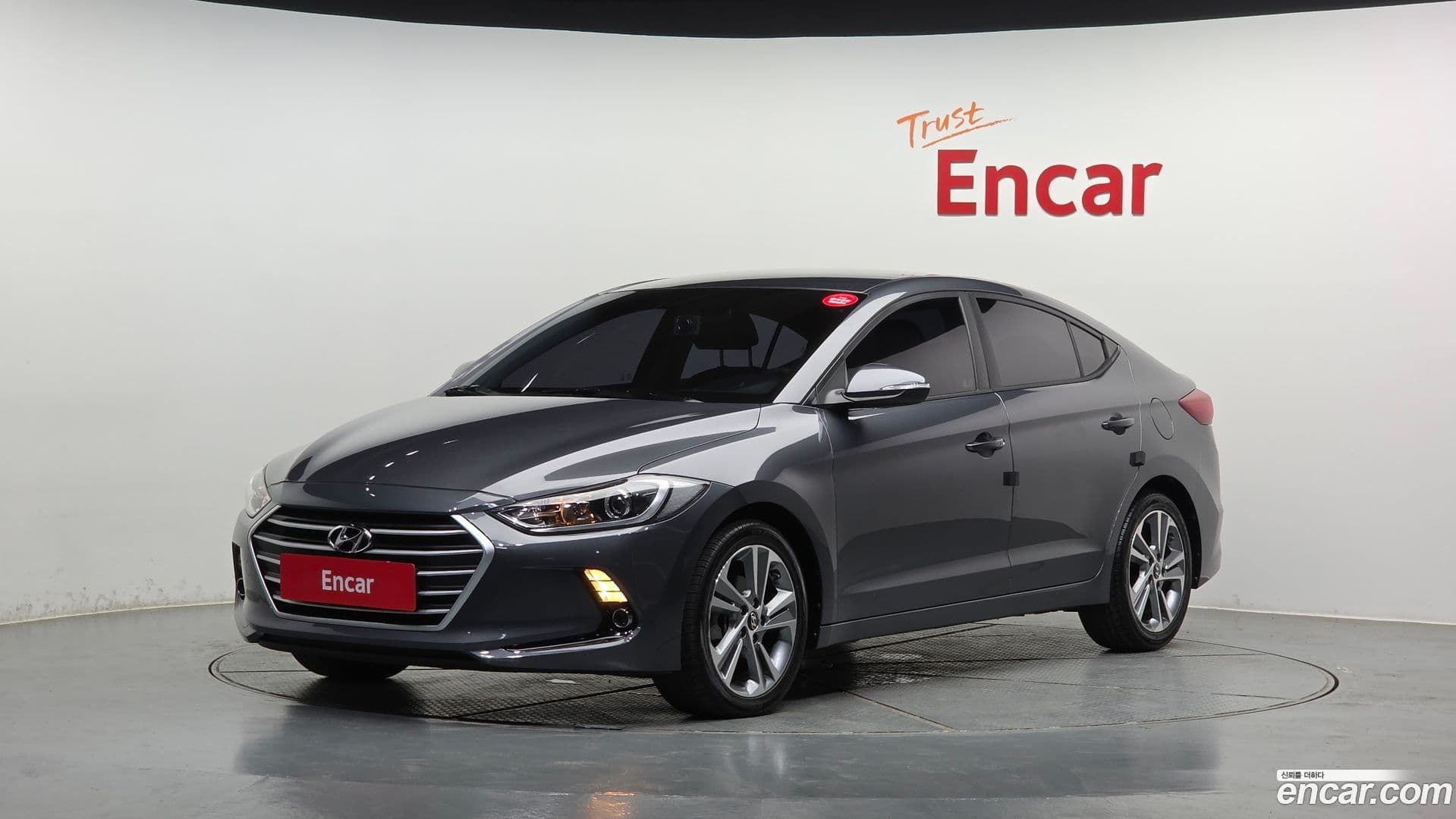Main__Slider__Photo:AVANTE Hyundai 2016.10-0