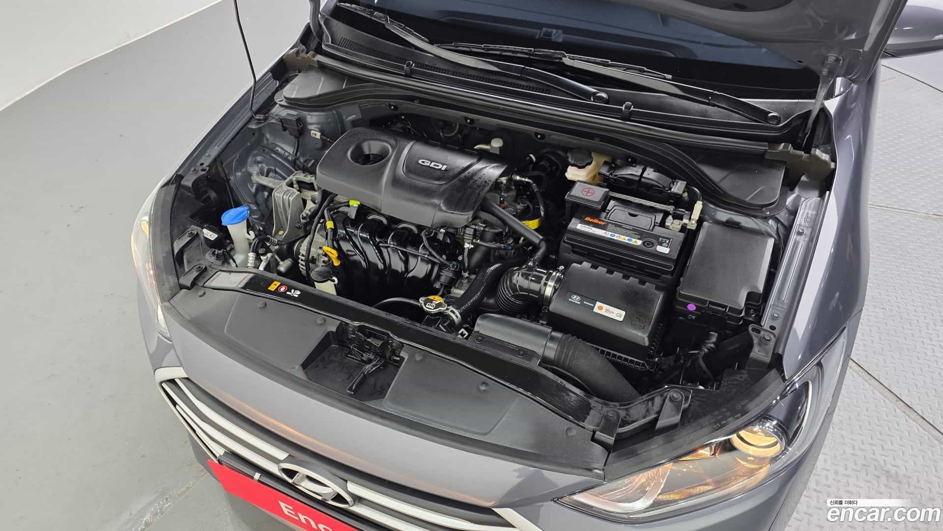 AVANTE Hyundai 2016.10-OUTER-006