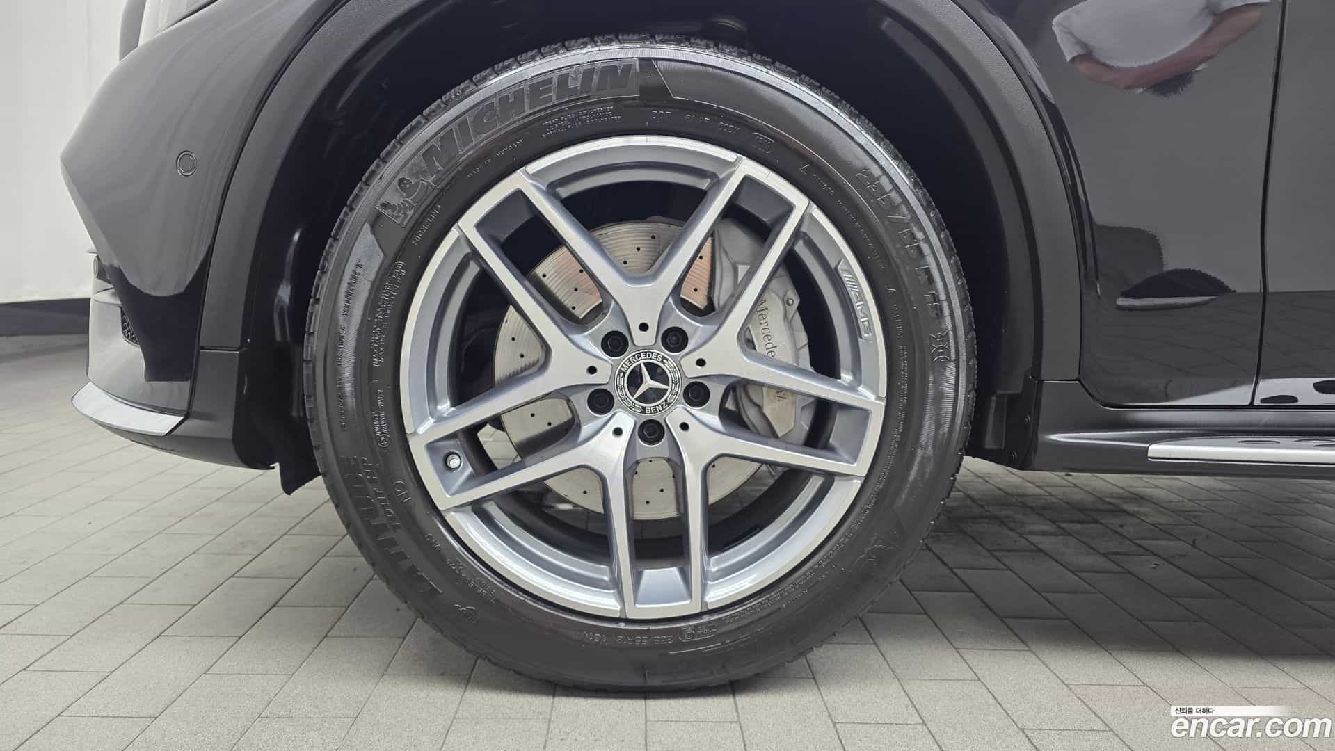 GLC-Class Mercedes-Benz 2018.3-OUTER-005