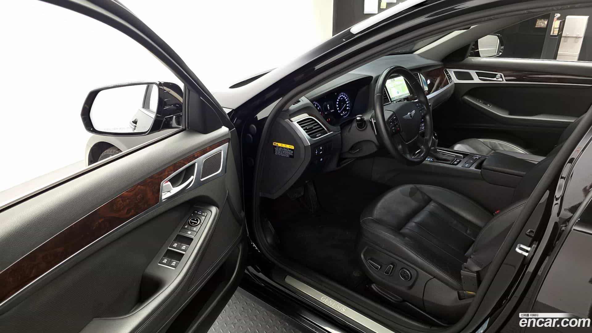 Genesis Hyundai 2016.2-INNER-010