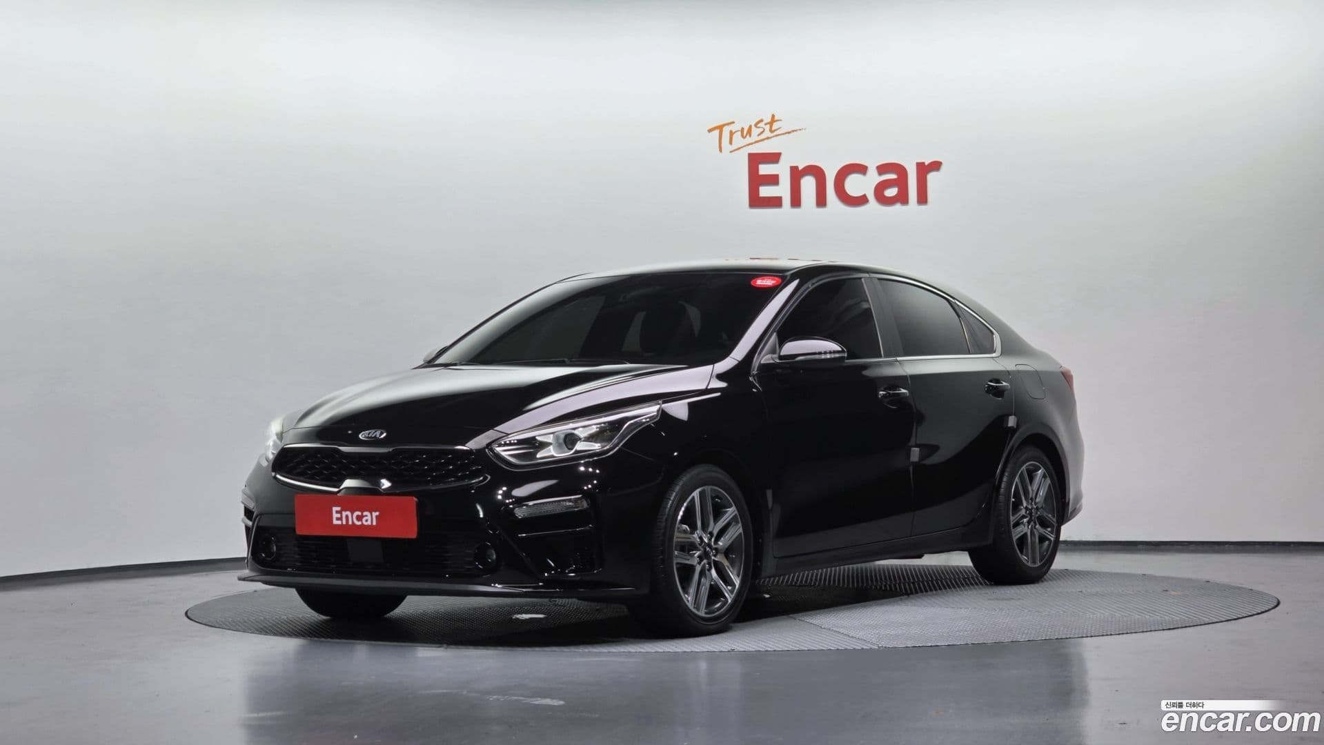 Main__Slider__Photo:K3 Kia 2018.4-0
