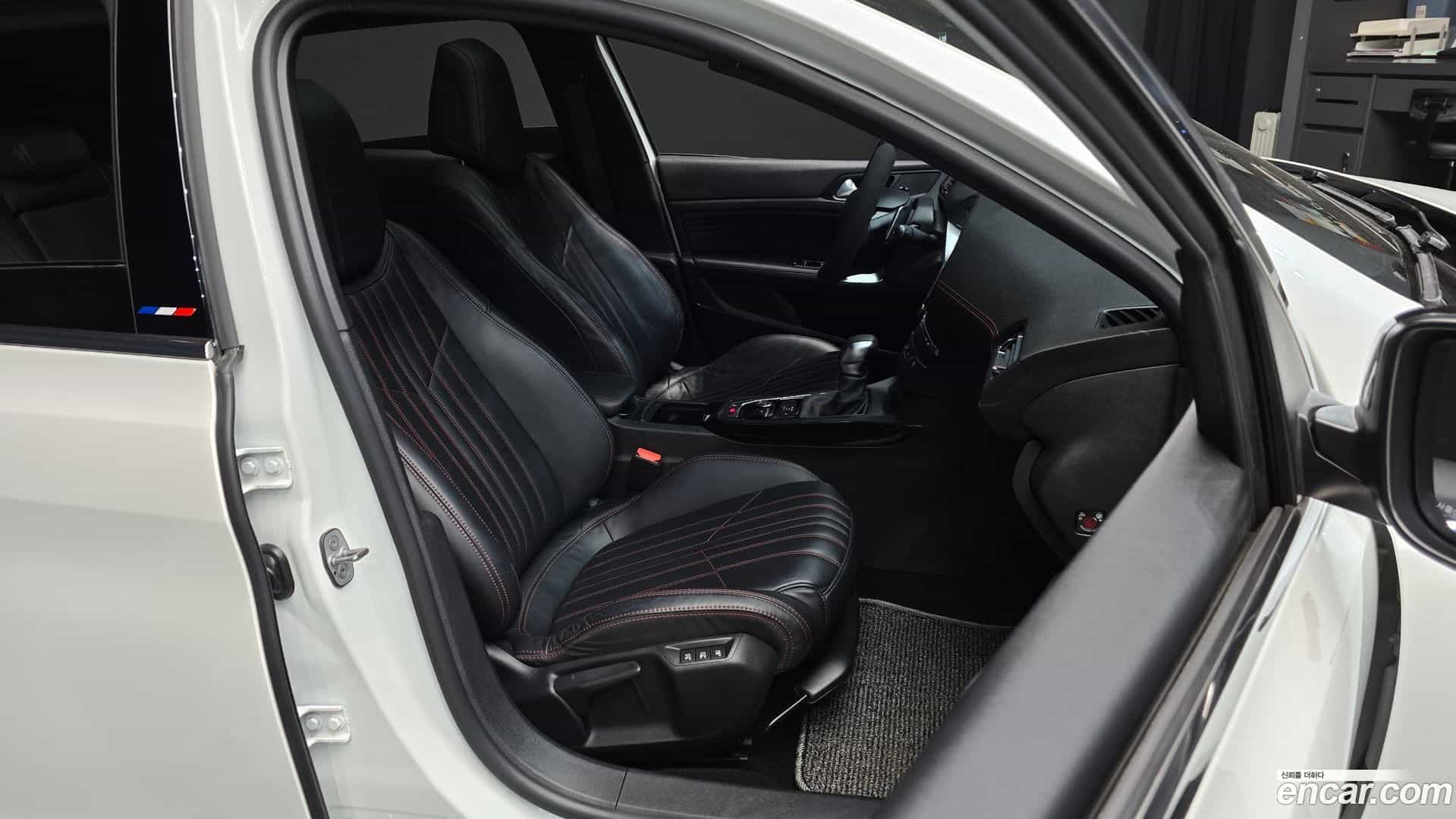 308 Peugeot 2017.11-OPTION-016