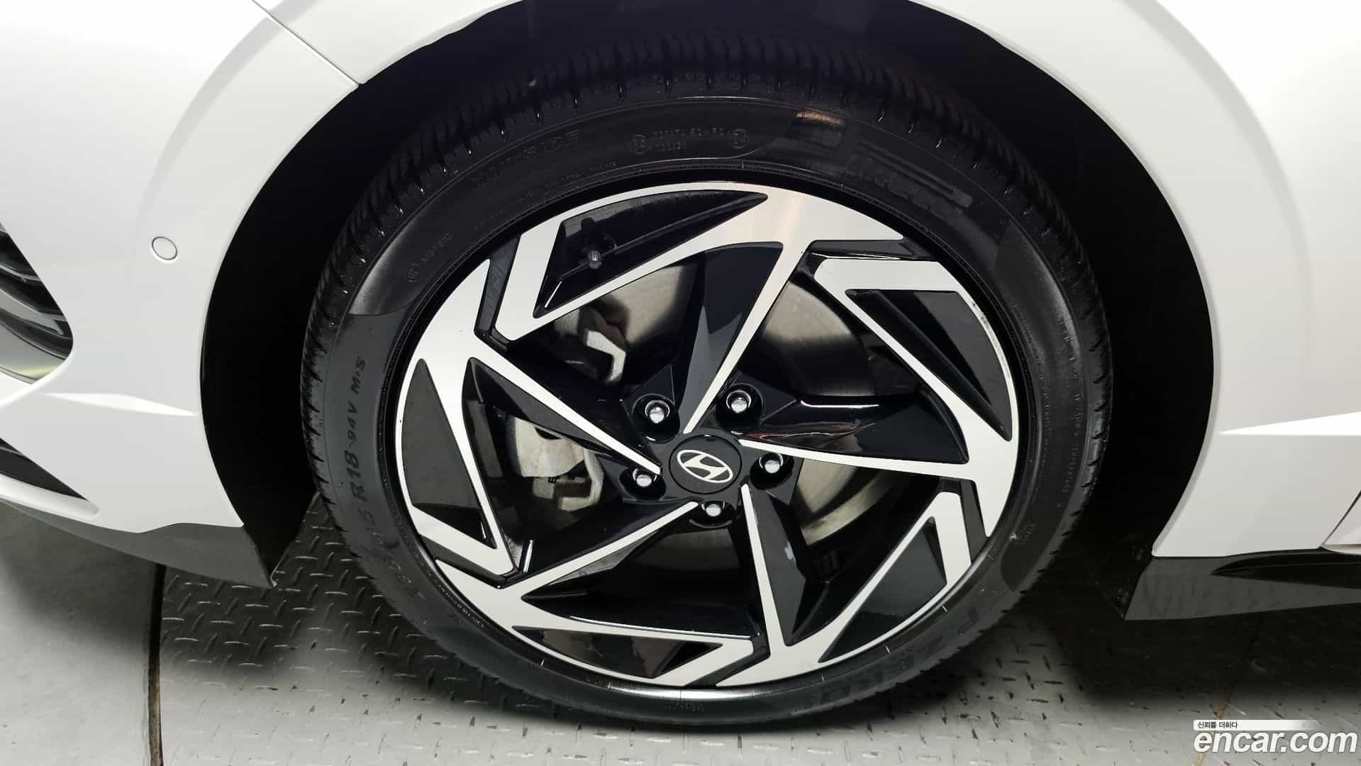 Sonata Hyundai 2023.8-OUTER-005